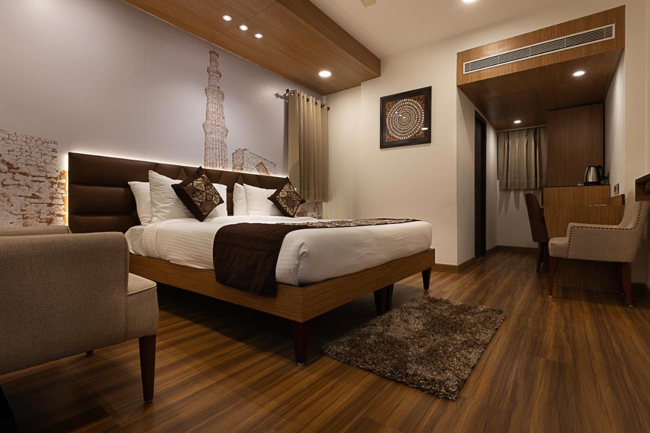 Delhieez - A Boutique Hotel Нью-Делі Екстер'єр фото