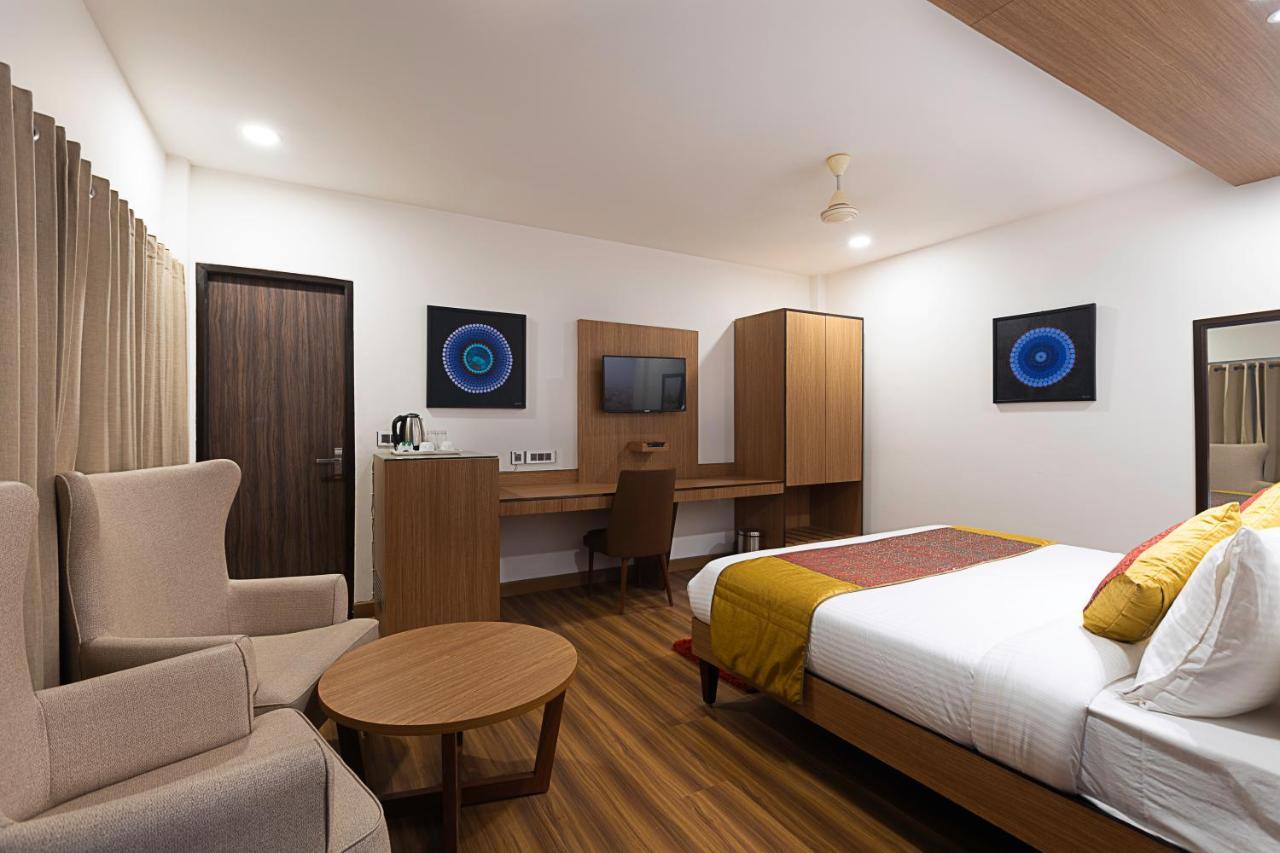 Delhieez - A Boutique Hotel Нью-Делі Екстер'єр фото