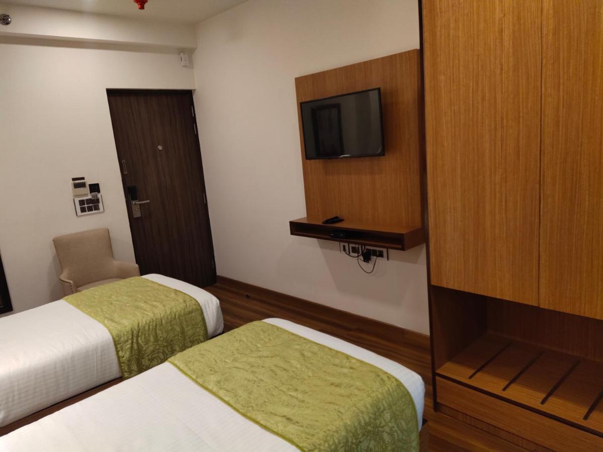 Delhieez - A Boutique Hotel Нью-Делі Екстер'єр фото